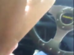 یک دانش آموز چاق با شیر بزرگ از عکس سکسب خارجی نشان دادن جذابیت خود دریغ نمی کند. سینه های بزرگ در لباس بسیار تنگ است و زیبایی آنها را قفل نمی کند